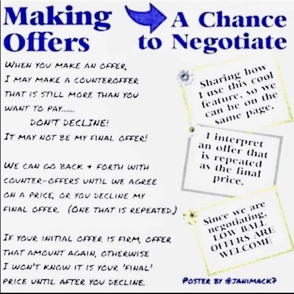 SQUEEZAMALS Claire’s Exclusive Christmas Ollie Owl Plush Stuffed Animal Ball Toy - Picture 8 of 8